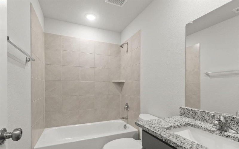 10025 Freighter Trail, Fort Worth, TX 76131, 3 Habitaciones Habitaciones , ,2 BañosBaños,Residential,En Venta,10025 Freighter Trail,0,21181284