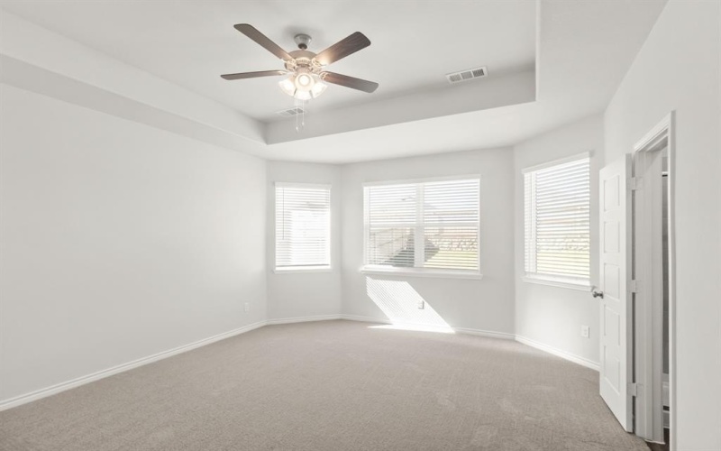 1024 Wind Drift Way, Fort Worth, TX 76131, 3 Habitaciones Habitaciones , ,2 BañosBaños,Residential,En Venta,1024 Wind Drift Way,0,21181305