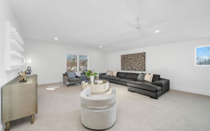 3884 Durango Drive, Dallas, TX 75220, 4 Bedrooms Bedrooms, ,5 BathroomsBathrooms,Residential,For Sale,3884 Durango Drive,0,21147959