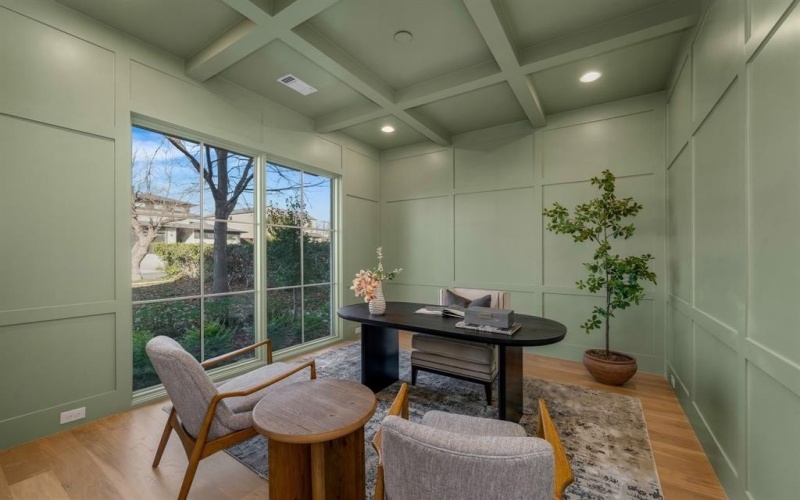 3884 Durango Drive, Dallas, TX 75220, 4 Bedrooms Bedrooms, ,5 BathroomsBathrooms,Residential,For Sale,3884 Durango Drive,0,21147959