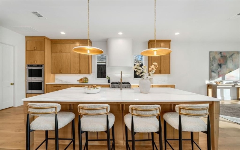 3884 Durango Drive, Dallas, TX 75220, 4 Bedrooms Bedrooms, ,5 BathroomsBathrooms,Residential,For Sale,3884 Durango Drive,0,21147959