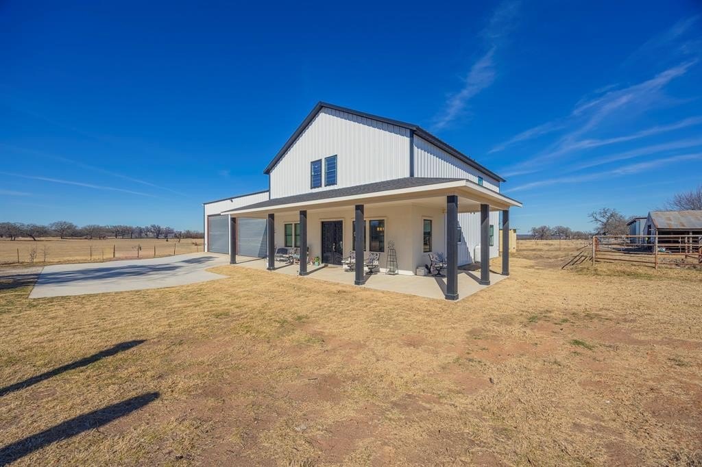 800 E Joplin Road, Bridgeport, TX 76426, 5 Bedrooms Bedrooms, ,5 BathroomsBathrooms,Residential,For Sale,800 E Joplin Road,0,21173199