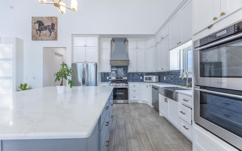 800 E Joplin Road, Bridgeport, TX 76426, 5 Bedrooms Bedrooms, ,5 BathroomsBathrooms,Residential,For Sale,800 E Joplin Road,0,21173199