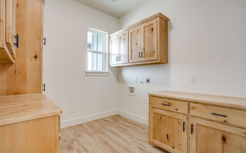 1001 Cornerstone Road, Poolville, TX 76487, 4 Bedrooms Bedrooms, ,5 BathroomsBathrooms,Residential,For Sale,1001 Cornerstone Road,0,21179825