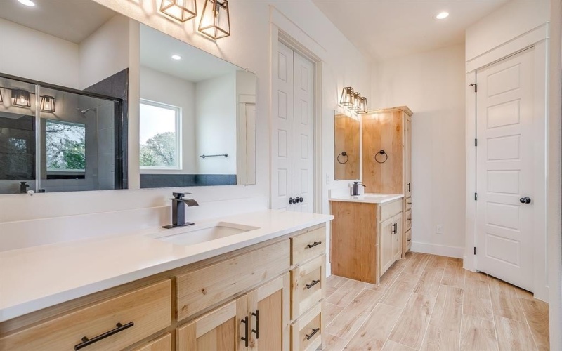 1001 Cornerstone Road, Poolville, TX 76487, 4 Bedrooms Bedrooms, ,5 BathroomsBathrooms,Residential,For Sale,1001 Cornerstone Road,0,21179825