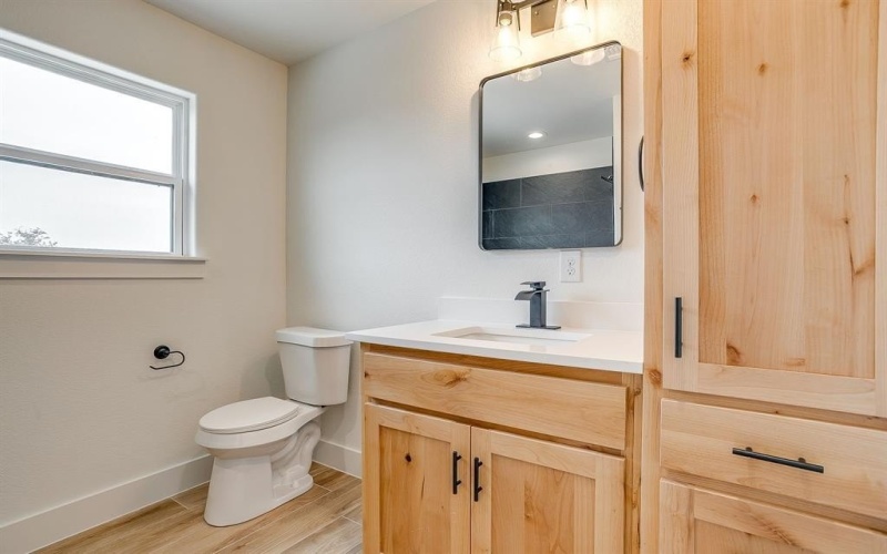 1001 Cornerstone Road, Poolville, TX 76487, 4 Bedrooms Bedrooms, ,5 BathroomsBathrooms,Residential,For Sale,1001 Cornerstone Road,0,21179825