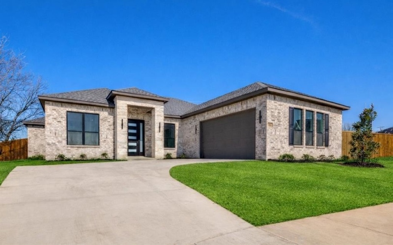 903 Urban Drive, DeSoto, TX 75115, 3 Habitaciones Habitaciones , ,2 BañosBaños,Residential,En Venta,903 Urban Drive,0,21180480