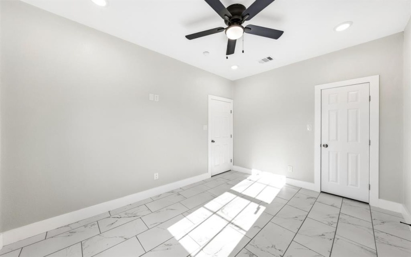 1202 N Breckenridge Street, Ennis, TX 75119, 3 Habitaciones Habitaciones , ,2 BañosBaños,Residential,En Venta,1202 N Breckenridge Street,0,21180909