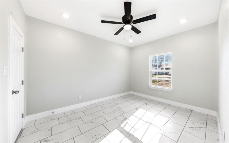 1202 N Breckenridge Street, Ennis, TX 75119, 3 Habitaciones Habitaciones , ,2 BañosBaños,Residential,En Venta,1202 N Breckenridge Street,0,21180909