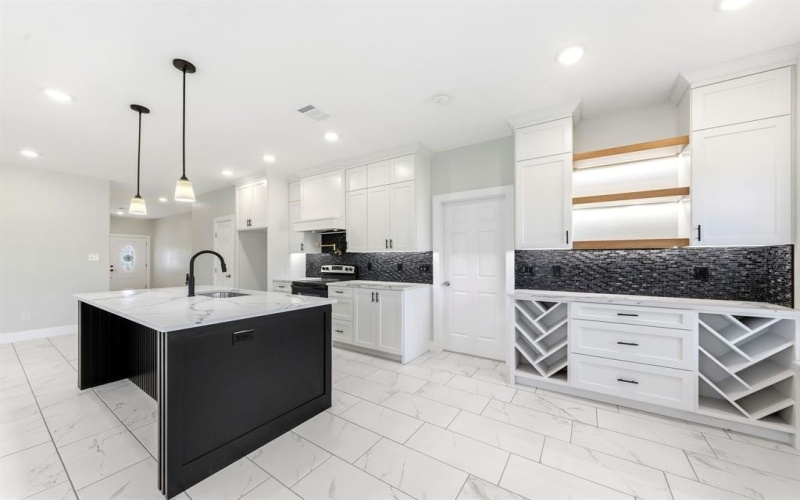 1202 N Breckenridge Street, Ennis, TX 75119, 3 Habitaciones Habitaciones , ,2 BañosBaños,Residential,En Venta,1202 N Breckenridge Street,0,21180909