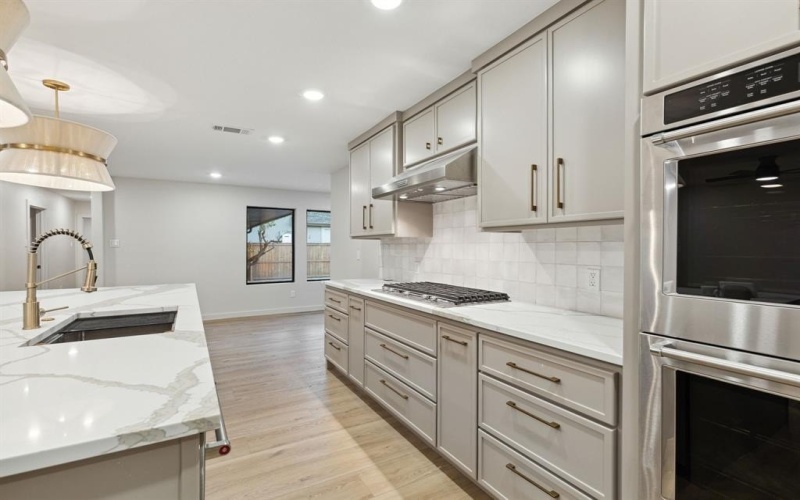 5200 Byers Avenue, Fort Worth, TX 76107, 4 Bedrooms Bedrooms, ,3 BathroomsBathrooms,Residential,For Sale,5200 Byers Avenue,20581079