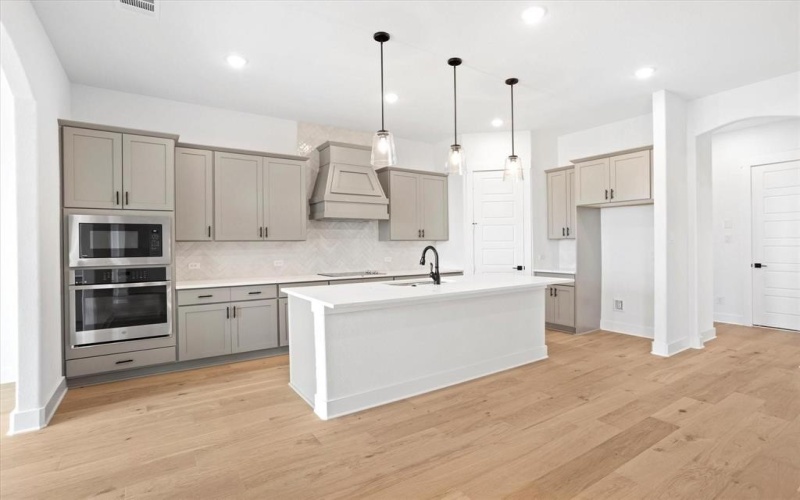 109 Brahman Street, Venus, TX 76084, 3 Habitaciones Habitaciones , ,2 BañosBaños,Residential,En Venta,109 Brahman Street,0,21181975