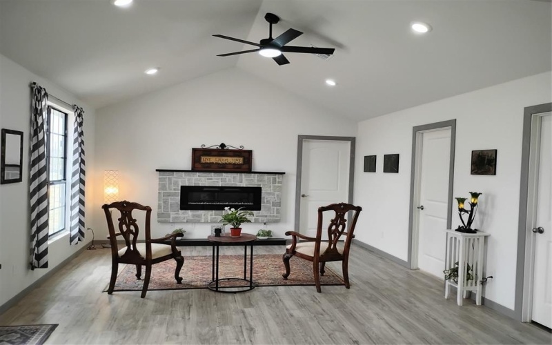 1999 VZ County Road 3103, Edgewood, TX 75117, 3 Habitaciones Habitaciones , ,1 BañoBaños,Residential,En Venta,1999 VZ County Road 3103,0,21181998