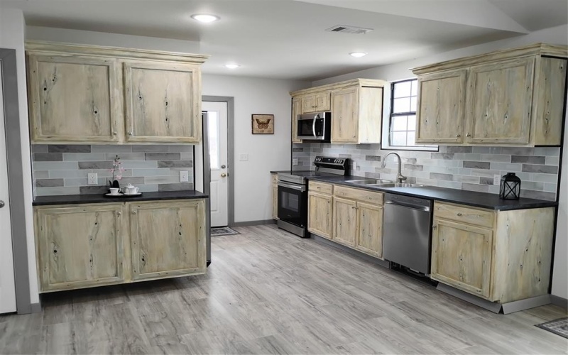 1999 VZ County Road 3103, Edgewood, TX 75117, 3 Habitaciones Habitaciones , ,1 BañoBaños,Residential,En Venta,1999 VZ County Road 3103,0,21181998