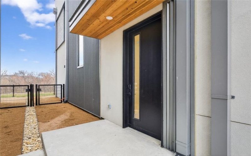 1111 Raiford Road #108, Carrollton, TX 75007, 4 Habitaciones Habitaciones , ,3 BañosBaños,Residential,En Venta,1111 Raiford Road,0,21182110