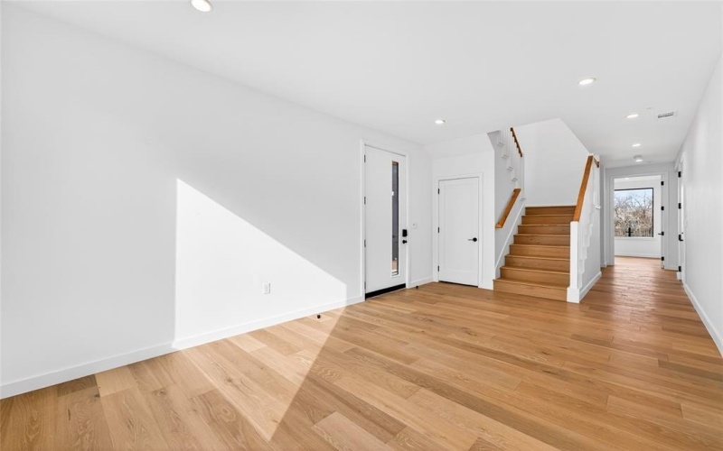 1111 Raiford Road #108, Carrollton, TX 75007, 4 Habitaciones Habitaciones , ,3 BañosBaños,Residential,En Venta,1111 Raiford Road,0,21182110