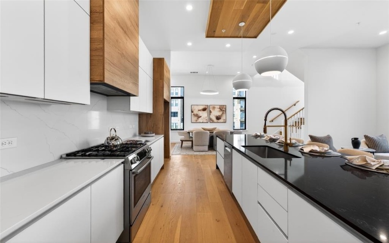 1111 Raiford Road #108, Carrollton, TX 75007, 4 Habitaciones Habitaciones , ,3 BañosBaños,Residential,En Venta,1111 Raiford Road,0,21182110