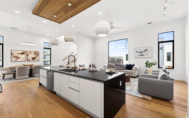 1111 Raiford Road #108, Carrollton, TX 75007, 4 Habitaciones Habitaciones , ,3 BañosBaños,Residential,En Venta,1111 Raiford Road,0,21182110