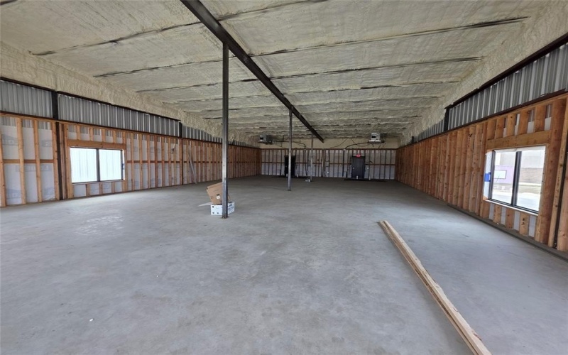 1205 E Quinlan Parkway, Quinlan, TX 75474, ,Otro,En Venta,1205 E Quinlan Parkway,0,21182227