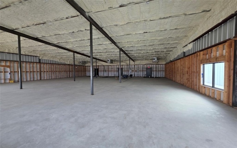 1205 E Quinlan Parkway, Quinlan, TX 75474, ,Otro,En Venta,1205 E Quinlan Parkway,0,21182227