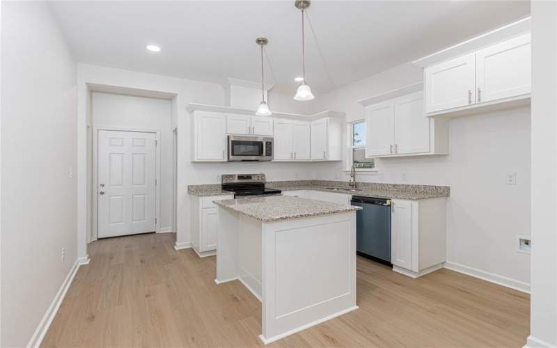 240 eLM Street, Winona, TX 75792, 3 Bedrooms Bedrooms, ,2 BathroomsBathrooms,Residential,For Sale,240 eLM Street,0,21182295