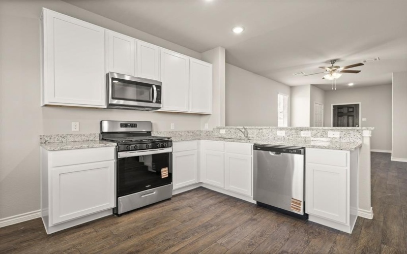 9229 Union Pacific Drive, Fort Worth, TX 76036, 4 Habitaciones Habitaciones , ,2 BañosBaños,Residential,En Venta,9229 Union Pacific Drive,0,21182409