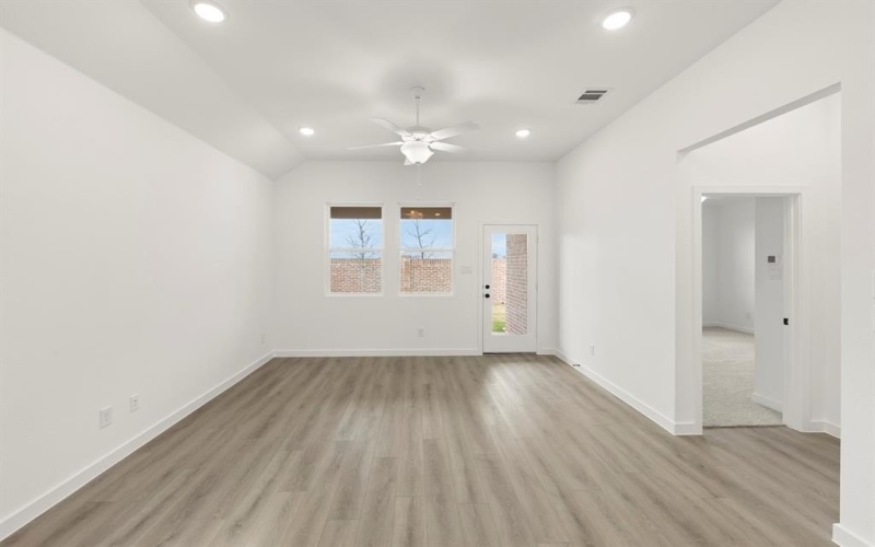 5933 Laurel Lake Lane, Pilot Point, TX 76258, 3 Habitaciones Habitaciones , ,2 BañosBaños,Residential,En Venta,5933 Laurel Lake Lane,0,21182471