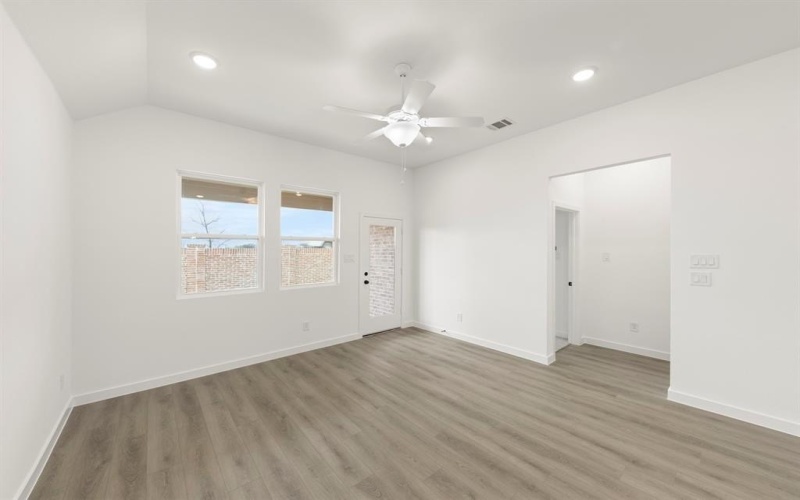 5933 Laurel Lake Lane, Pilot Point, TX 76258, 3 Habitaciones Habitaciones , ,2 BañosBaños,Residential,En Venta,5933 Laurel Lake Lane,0,21182471