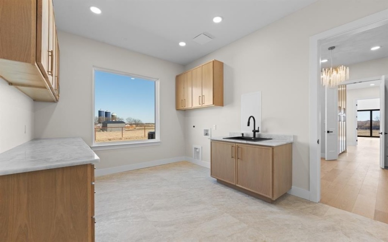 6505 County Road 1126b, Godley, TX 76044, 4 Bedrooms Bedrooms, ,3 BathroomsBathrooms,Residential,For Sale,6505 County Road 1126b,0,21182535