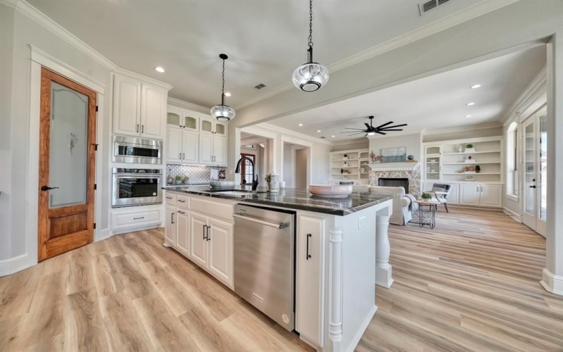 93 S Ryder Cup Trail, Hideaway, TX 75771, 3 Bedrooms Bedrooms, ,3 BathroomsBathrooms,Residential,For Sale,93 S Ryder Cup Trail,20590956