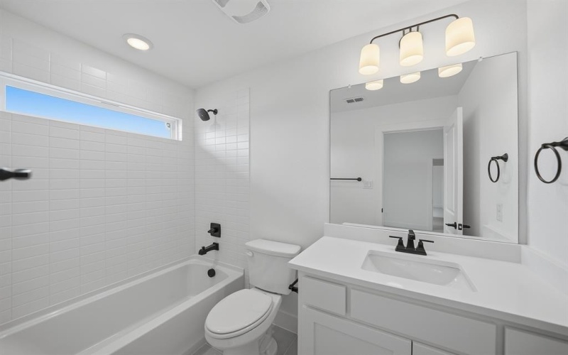 512 Donegal Drive, Celina, TX 75009, 4 Habitaciones Habitaciones , ,5 BañosBaños,Residential,En Venta,512 Donegal Drive,0,21182651