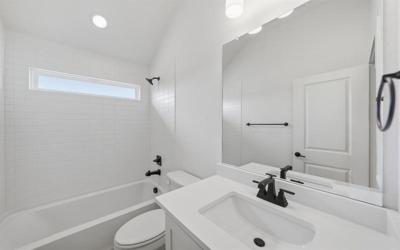 512 Donegal Drive, Celina, TX 75009, 4 Habitaciones Habitaciones , ,5 BañosBaños,Residential,En Venta,512 Donegal Drive,0,21182651