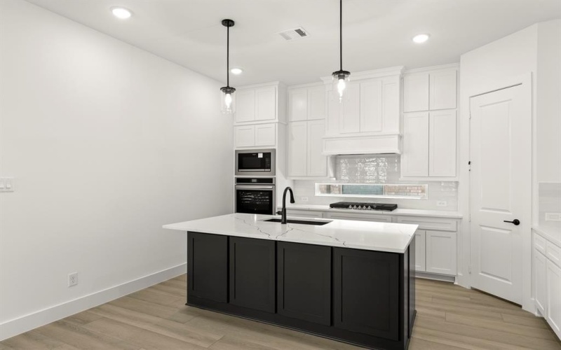 740 Wilderness Point Lane, Anna, TX 75409, 4 Habitaciones Habitaciones , ,3 BañosBaños,Residential,En Venta,740 Wilderness Point Lane,0,21182948