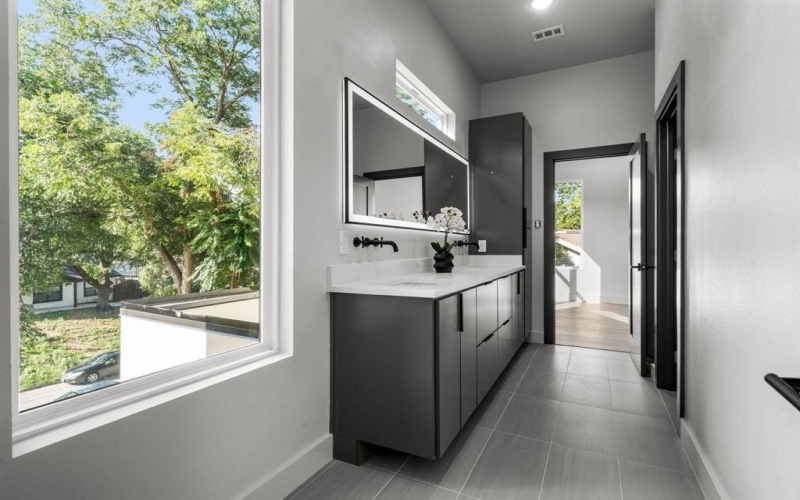 912 Brookwood Drive, Dallas, TX 75224, 4 Habitaciones Habitaciones , ,3 BañosBaños,Residential,En Venta,912 Brookwood Drive,0,21183042