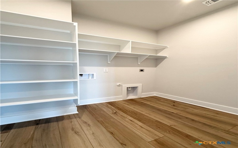 4561 Allison Drive, Belton, TX 76513, 4 Bedrooms Bedrooms, ,3 BathroomsBathrooms,Residential,For Sale,4561 Allison Drive,0,604864