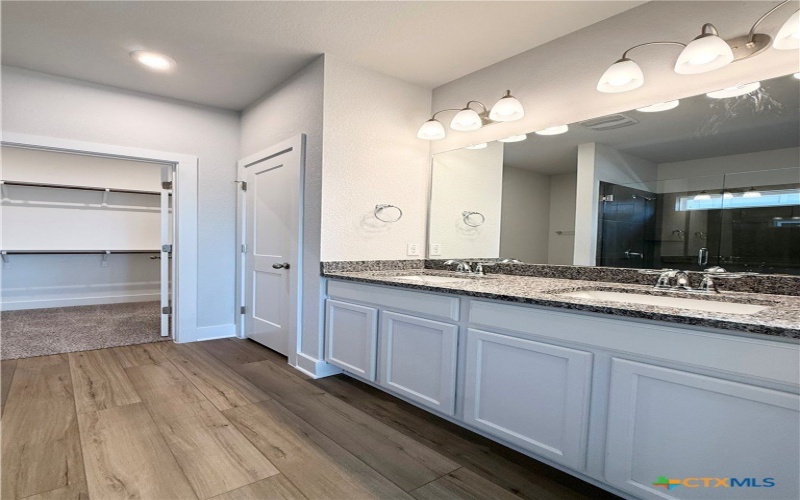 4561 Allison Drive, Belton, TX 76513, 4 Bedrooms Bedrooms, ,3 BathroomsBathrooms,Residential,For Sale,4561 Allison Drive,0,604864