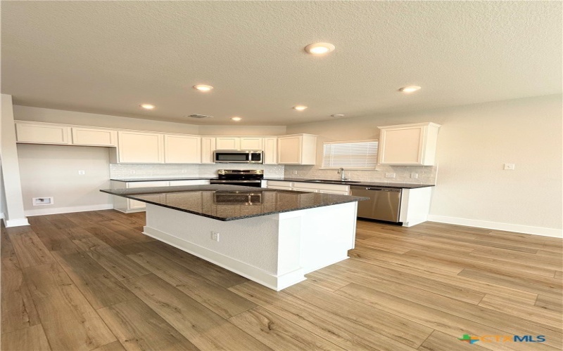 4561 Allison Drive, Belton, TX 76513, 4 Bedrooms Bedrooms, ,3 BathroomsBathrooms,Residential,For Sale,4561 Allison Drive,0,604864