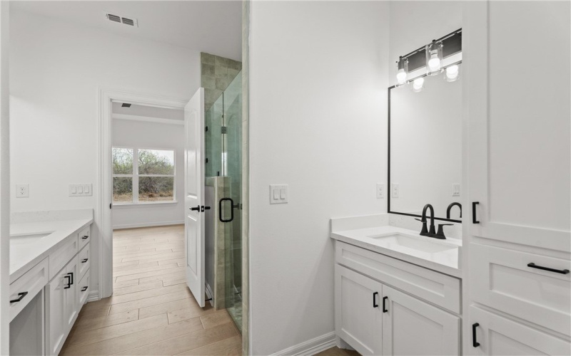 1504 Lewis Street, Kingsville, TX 78363, 3 Bedrooms Bedrooms, ,2 BathroomsBathrooms,Residential,For Sale,1504 Lewis Street,0,470774