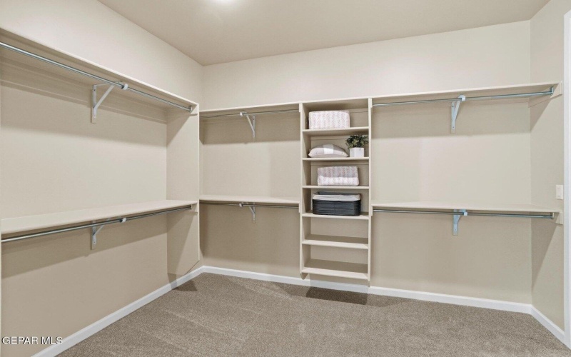 7264 Bobcat Hollow Drive, El Paso, TX 79911, 5 Habitaciones Habitaciones , ,3 BañosBaños,Residential,En Venta,7264 Bobcat Hollow Drive,0,938424