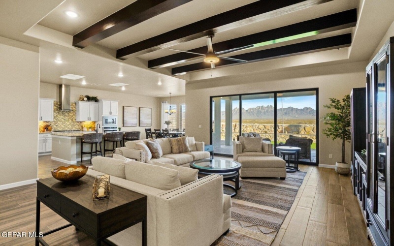 7264 Bobcat Hollow Drive, El Paso, TX 79911, 5 Habitaciones Habitaciones , ,3 BañosBaños,Residential,En Venta,7264 Bobcat Hollow Drive,0,938424