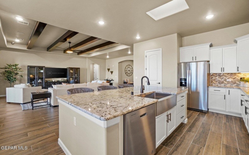 7264 Bobcat Hollow Drive, El Paso, TX 79911, 5 Habitaciones Habitaciones , ,3 BañosBaños,Residential,En Venta,7264 Bobcat Hollow Drive,0,938424