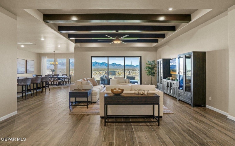 7264 Bobcat Hollow Drive, El Paso, TX 79911, 5 Habitaciones Habitaciones , ,3 BañosBaños,Residential,En Venta,7264 Bobcat Hollow Drive,0,938424