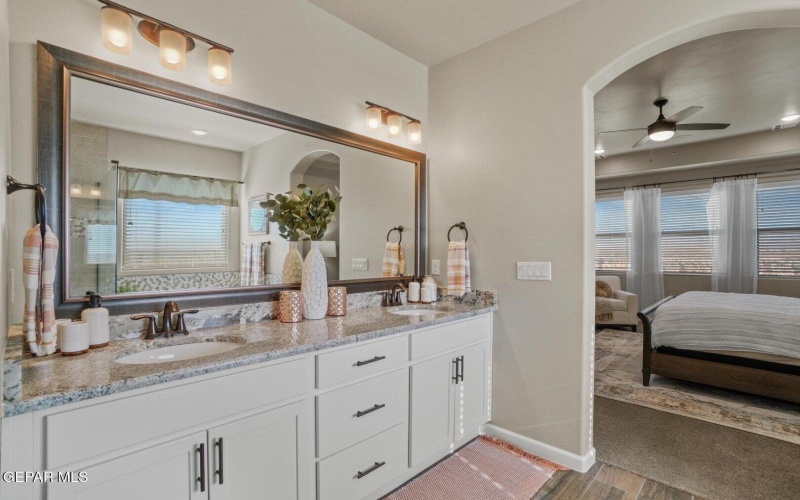 7264 Bobcat Hollow Drive, El Paso, TX 79911, 5 Habitaciones Habitaciones , ,3 BañosBaños,Residential,En Venta,7264 Bobcat Hollow Drive,0,938424