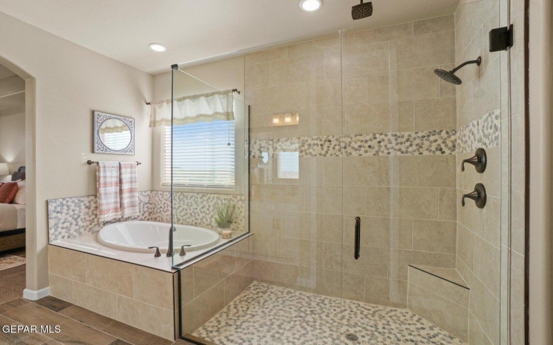 7264 Bobcat Hollow Drive, El Paso, TX 79911, 5 Habitaciones Habitaciones , ,3 BañosBaños,Residential,En Venta,7264 Bobcat Hollow Drive,0,938424