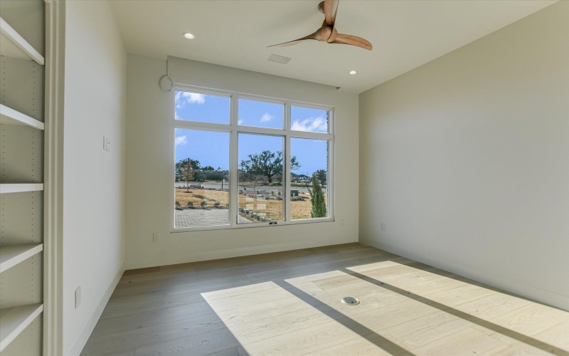 136 Nightshade, Horseshoe Bay, TX 78657-0000, 4 Bedrooms Bedrooms, ,5 BathroomsBathrooms,Residential,For Sale,136 Nightshade,0,176544