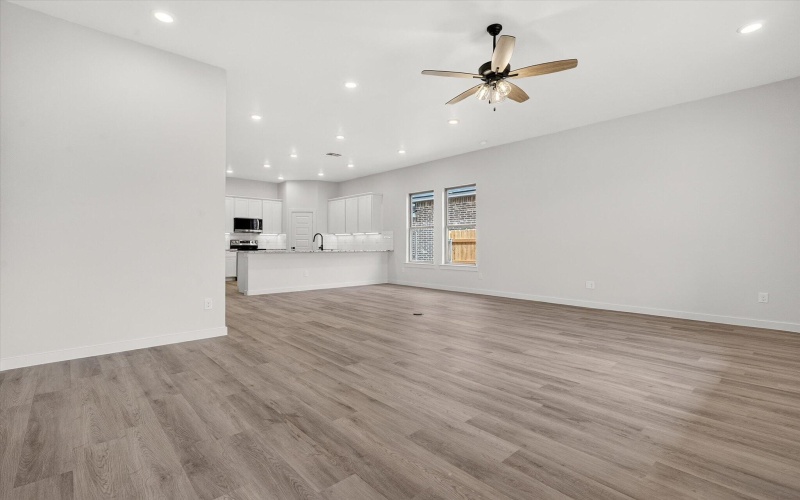 805 E 30th Street, Wolfforth, TX 79382, 3 Bedrooms Bedrooms, ,2 BathroomsBathrooms,Residential,For Sale,805 E 30th Street,0,202602205