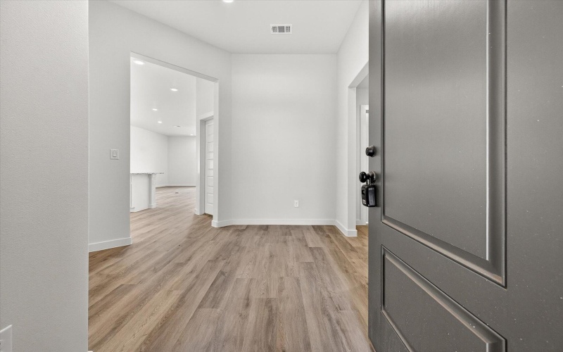 805 E 30th Street, Wolfforth, TX 79382, 3 Bedrooms Bedrooms, ,2 BathroomsBathrooms,Residential,For Sale,805 E 30th Street,0,202602205