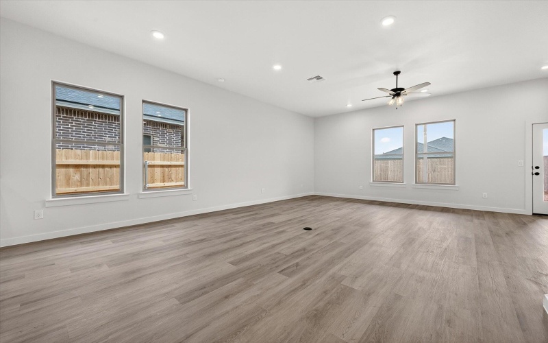 805 E 30th Street, Wolfforth, TX 79382, 3 Bedrooms Bedrooms, ,2 BathroomsBathrooms,Residential,For Sale,805 E 30th Street,0,202602205