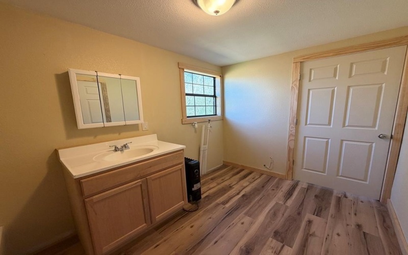 3225 FM 353, San Augustine, TX 75972, 1 Bedroom Bedrooms, ,1 BathroomBathrooms,Residential,For Sale,3225 FM 353,0,22601212