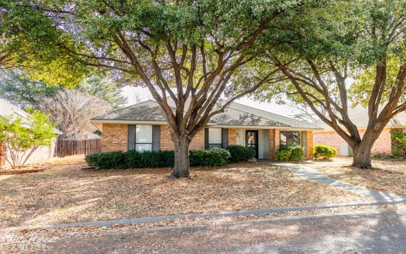 4718 Royal Oak Dr, San Angelo, TX 76904, 3 Habitaciones Habitaciones , ,2 BañosBaños,Residential,En Venta,4718 Royal Oak Dr,0,131697